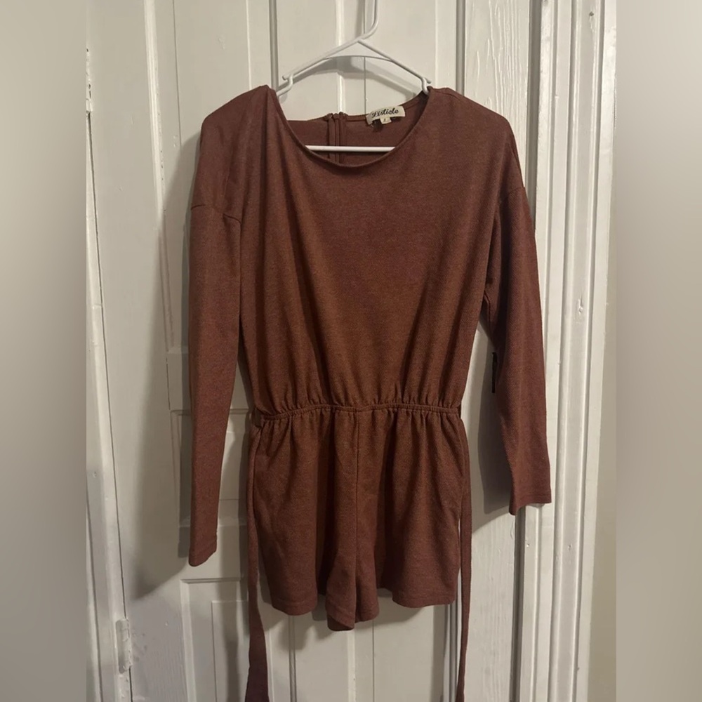 💓⚡️$10 DEALS 
Listicle Warm Mauve Long Sleeve Romper Size Small, dusty pink